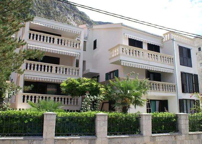 Apartments Radulovic